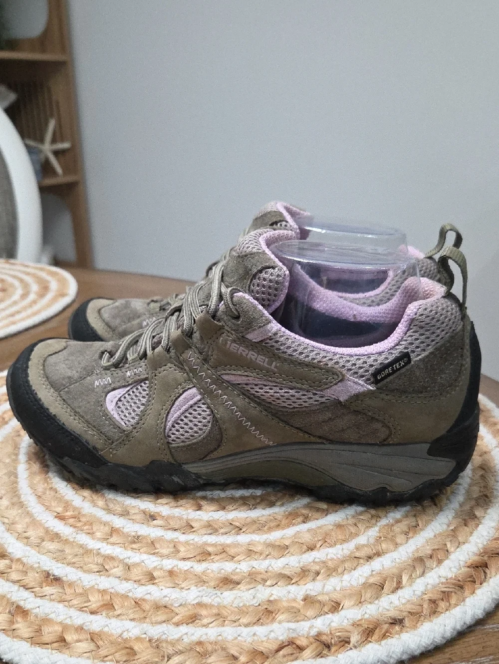 Merrell Chameleon Arc 2 Hiking Shoes In Olive Orchid, Size 7.5